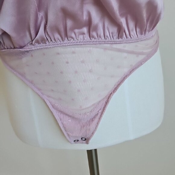 Abercrombie & Fitch Pink Mauve Lace Trim Cami Bodysuit - Picture 5 of 6